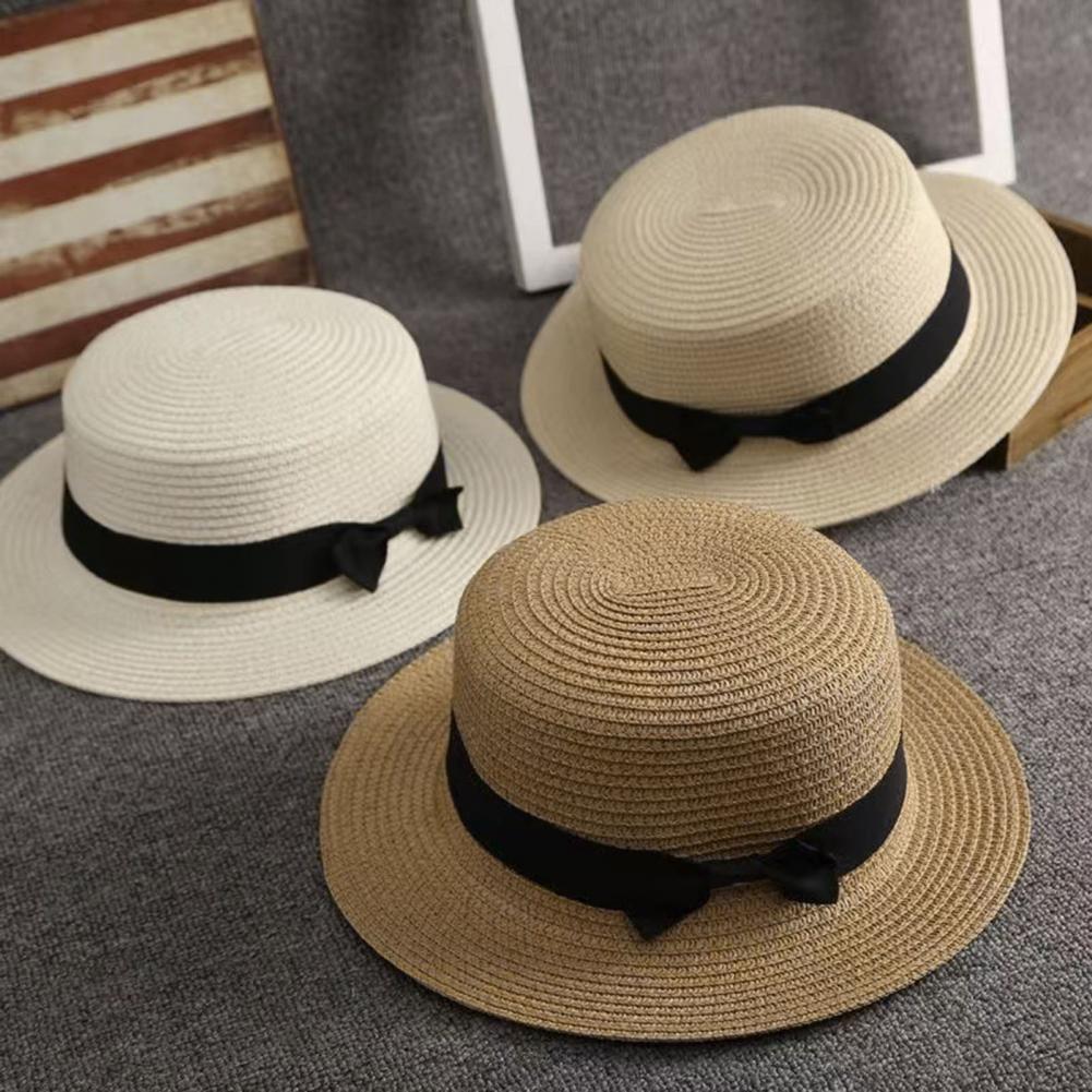 Sun Hat Wide Brim - ビーチストローハット フラットトップ ワイドブリム 日焼け防止帽子 ブラックリボン付き 手編み