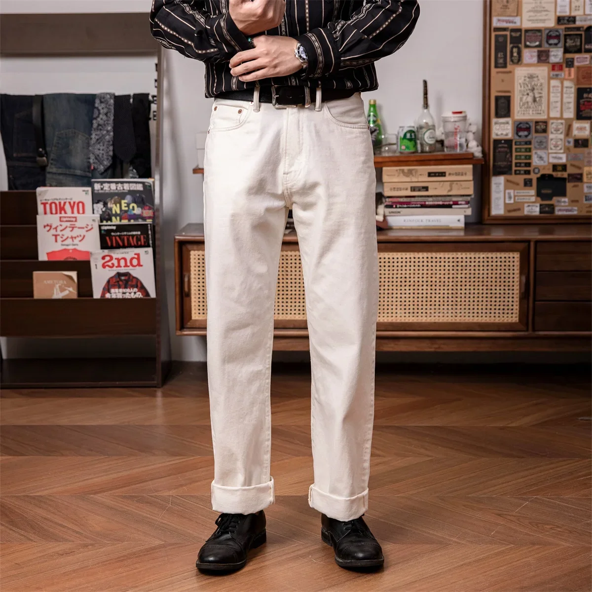 レッドトルネードメンズデニムパンツ、ホワイトリラックスジーン - Levis Jeans 501 のレビューと価格
