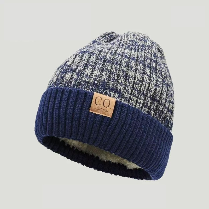 ユニセックスヘザーニットビーニー、COレザーパッチ付きカフ付 - Beanie Cuffed Knit のレビューと価格